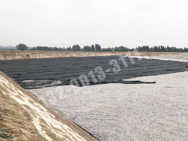垃圾填埋场土工滤网铺设