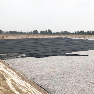 垃圾填埋场土工滤网铺设