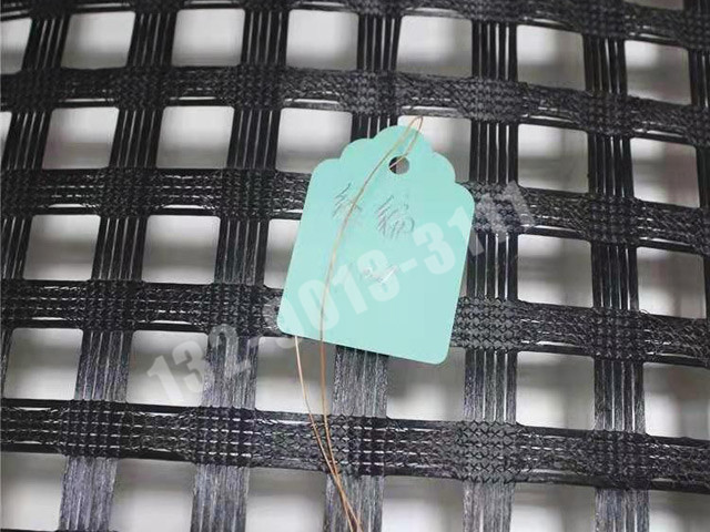 涤纶经编土工格栅